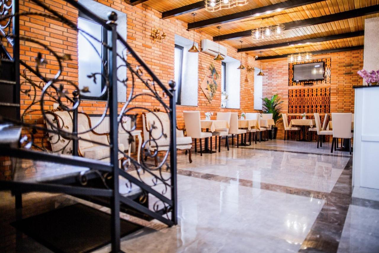 Old Georgia Hotell Tbilisi Eksteriør bilde