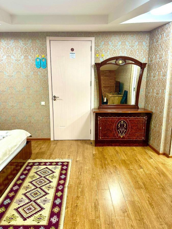 Old Georgia Hotell Tbilisi Eksteriør bilde