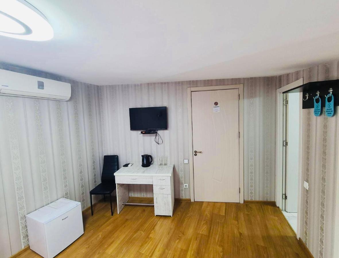 Old Georgia Hotell Tbilisi Eksteriør bilde