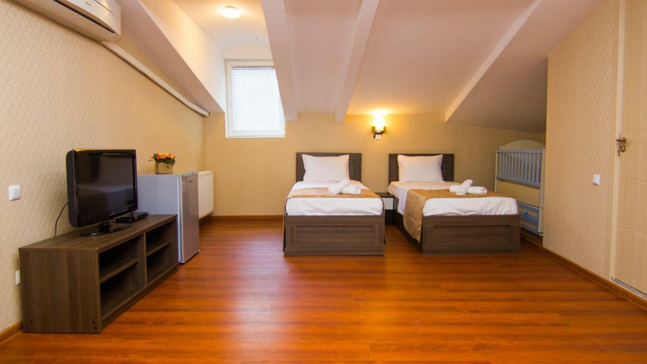 Old Georgia Hotell Tbilisi Eksteriør bilde